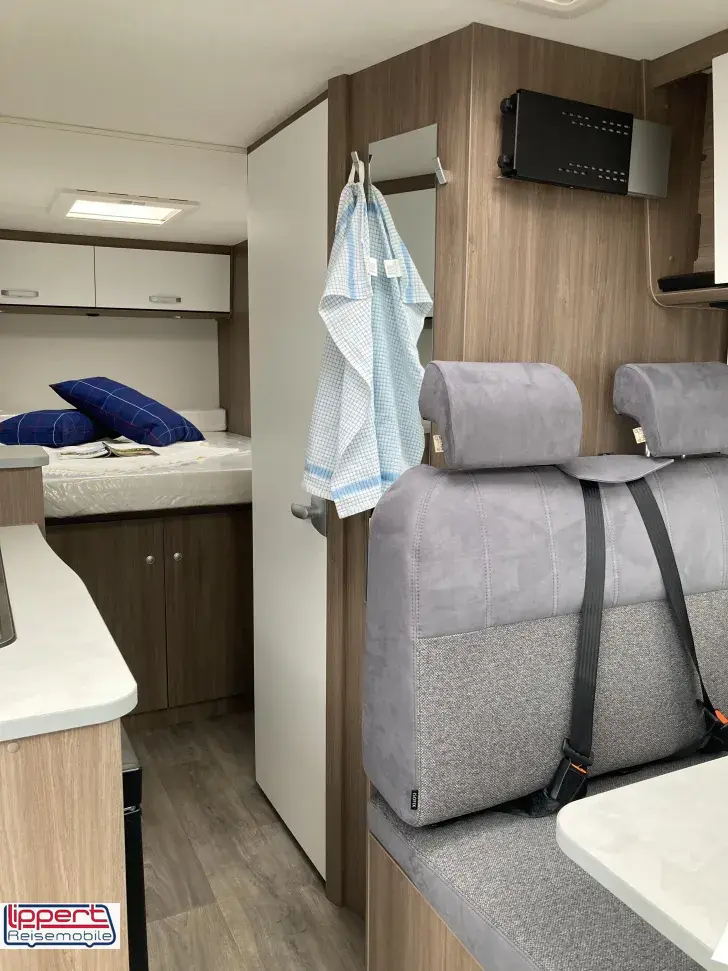 Fahrzeugbild Carado VAN V339 pro+ Queensbett #8