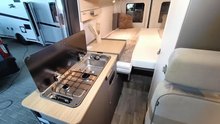 Fahrzeugbild LMC Innovan Ford 592 Sondermodell sofort Verfügbar #11