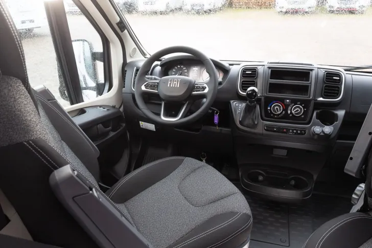Fahrzeugbild Dethleffs Globetrail Active 600 KS Fiat *** 6 Betten *** #18