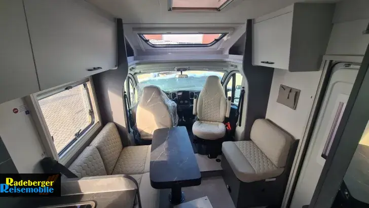 Fahrzeugbild Etrusco T-Modell Base 6.9 SBC #4