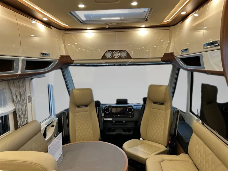 Fahrzeugbild Carthago chic e-line I 51 QB DA #11