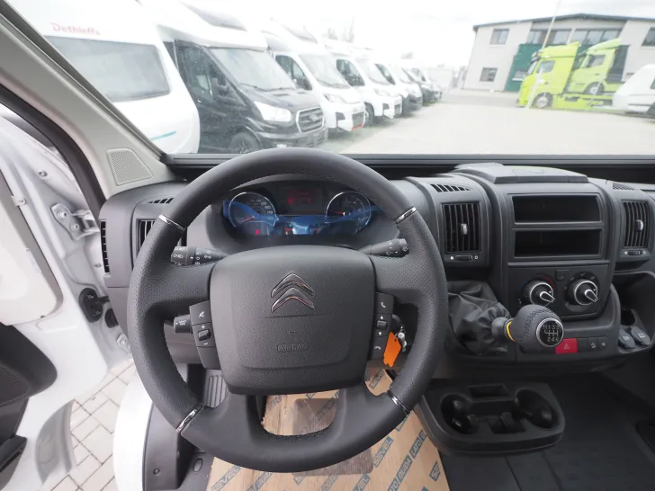 Fahrzeugbild Clever Spirit, Längsbett 6m, D+E Heizung, Tageszul. ! #13