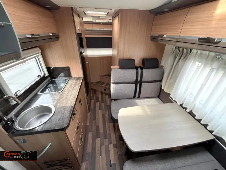 Fahrzeugbild Knaus Sky Traveller 650 DG #3