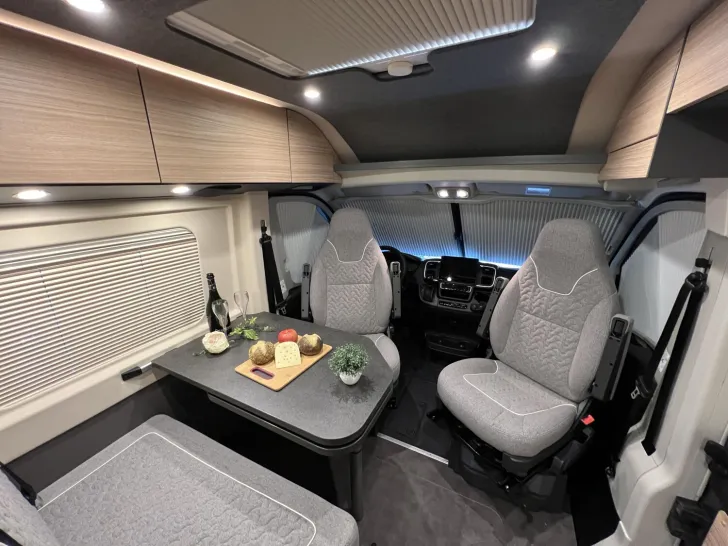 Fahrzeugbild Malibu Relax 640 LE R ambition Fiat (728) #13
