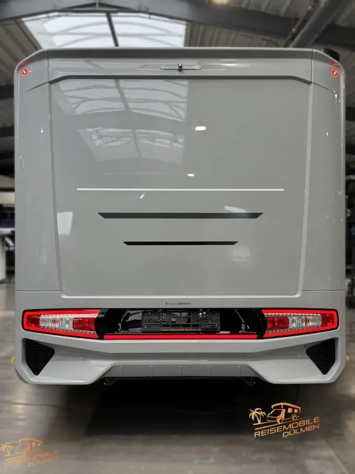 Fahrzeugbild LMC Cruiser 750 EF 8G Auto #7