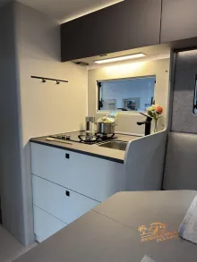 Fahrzeugbild LMC Cruiser 750 EF 8G Auto #17