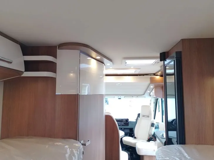 Fahrzeugbild Carthago c-tourer I 143 LE Mercedes! #20