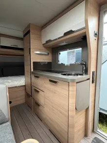 Fahrzeugbild Knaus Südwind 420 QD Black Selection Sofort Verfügbar! #5