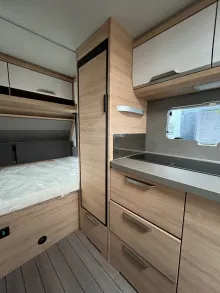 Fahrzeugbild Knaus Südwind 420 QD Black Selection Sofort Verfügbar! #9