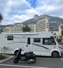 Fahrzeugbild Roller Team ZEFIRO 267 Integral top Zustand #1