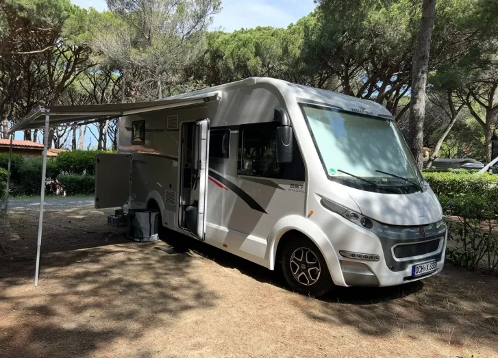 Fahrzeugbild Roller Team ZEFIRO 267 Integral top Zustand #7