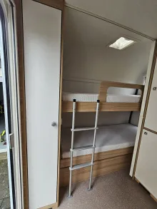 Fahrzeugbild Dethleffs Camper 560 FMK 04/2019 - inkl. Isab #7