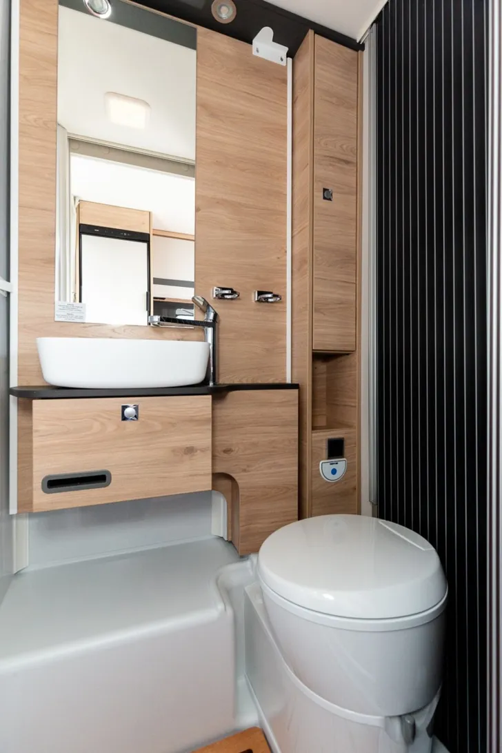 Fahrzeugbild Dethleffs Globebus Active I 1 * 7.180 Rabatt * #14