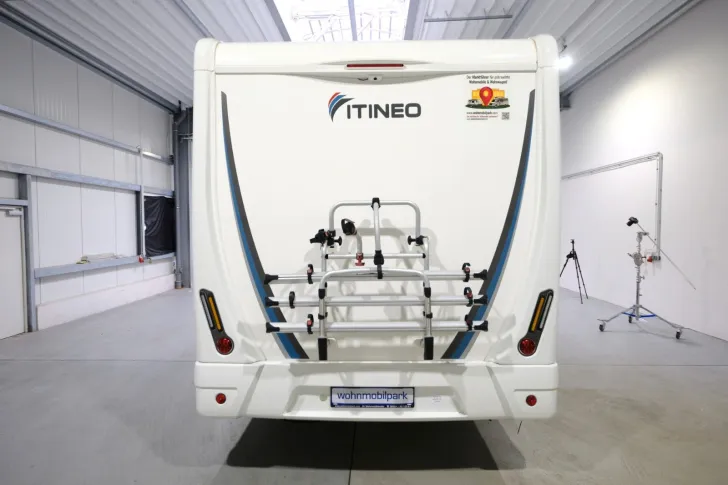 Fahrzeugbild Itineo PJ 700 Elite/1.Hand/Festbett+Hubbett/TOP #4