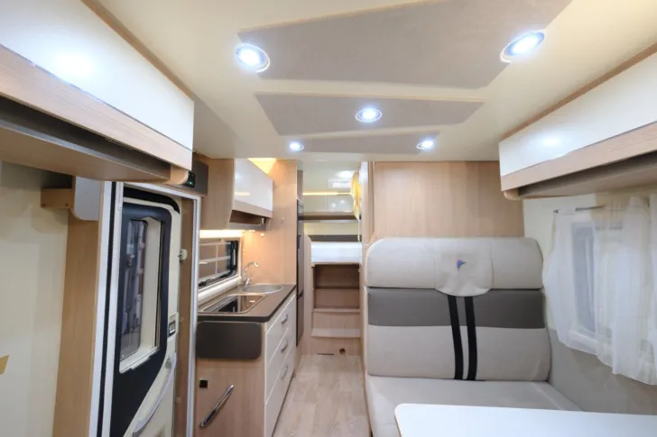 Fahrzeugbild Itineo PJ 700 Elite/1.Hand/Festbett+Hubbett/TOP #10