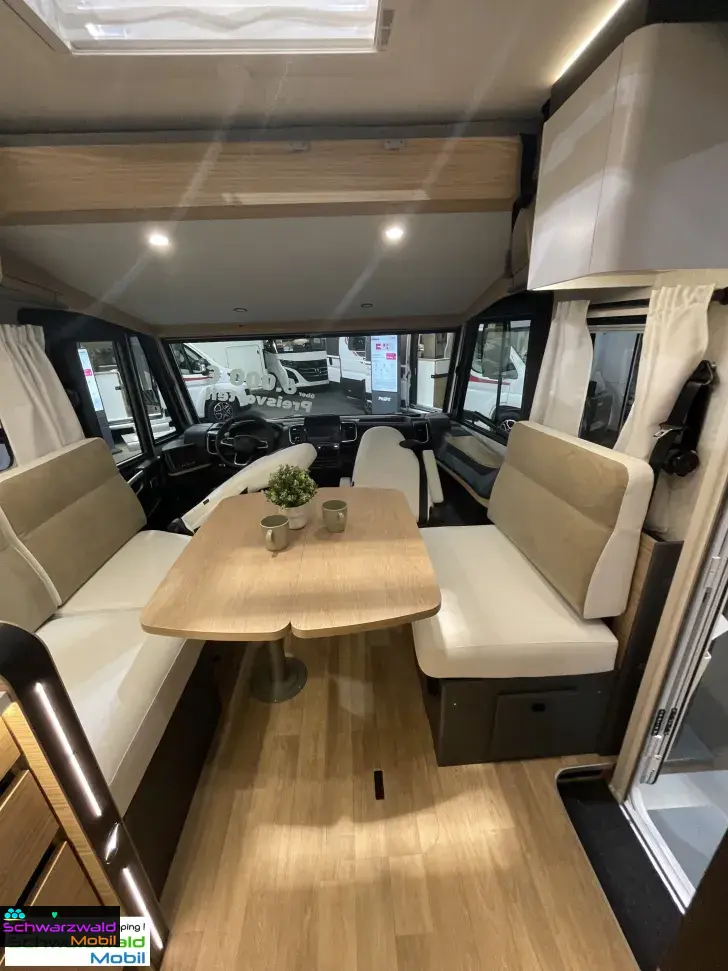 Fahrzeugbild Pilote GALAXY Spring Edition G720 FGJ #11