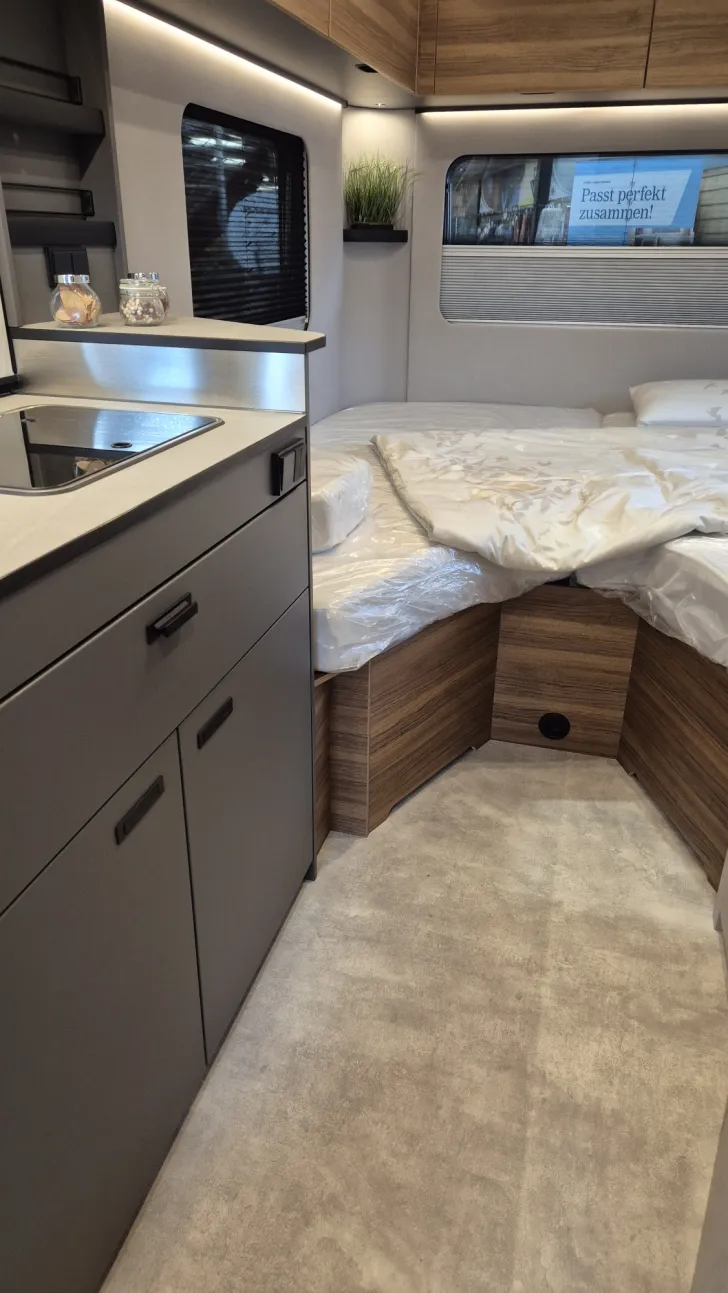 Fahrzeugbild Hymer Eriba Novaline 442 Neufahrzeug *Mover*G #6
