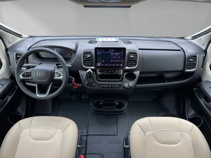 Fahrzeugbild Malibu Van first class - two rooms GT skyview 640 LE RB Fiat (731) #12