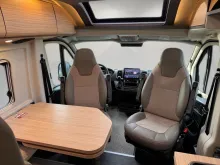 Fahrzeugbild Malibu Charming GT skyview 640 LE RB #11