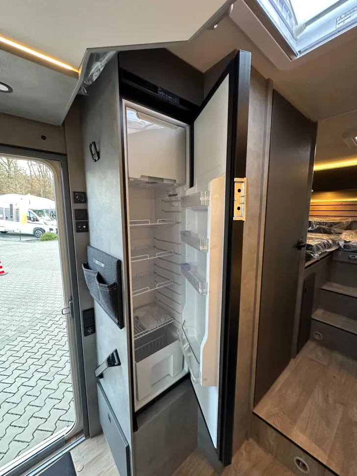 Fahrzeugbild Crosscamp EXPDN T 7.4 E Peugeot ACC,Hubbett ele,Naviceiver #16