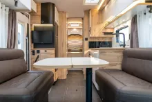 Fahrzeugbild Le Voyageur Eterna 7.8 CF 180PS+AUT+4.4T+ALDE+SOLAR #9