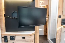 Fahrzeugbild Le Voyageur Eterna 7.8 CF 180PS+AUT+4.4T+ALDE+SOLAR #21