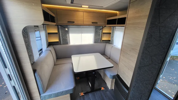 Fahrzeugbild Weinsberg CaraOne 480 EU #9