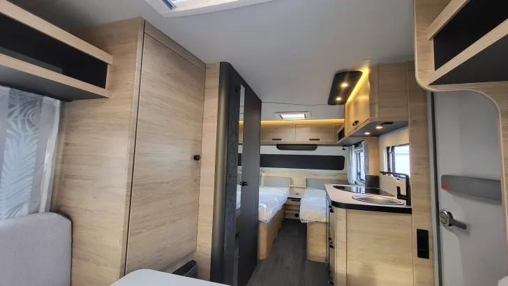 Fahrzeugbild Weinsberg CaraOne 480 EU #12