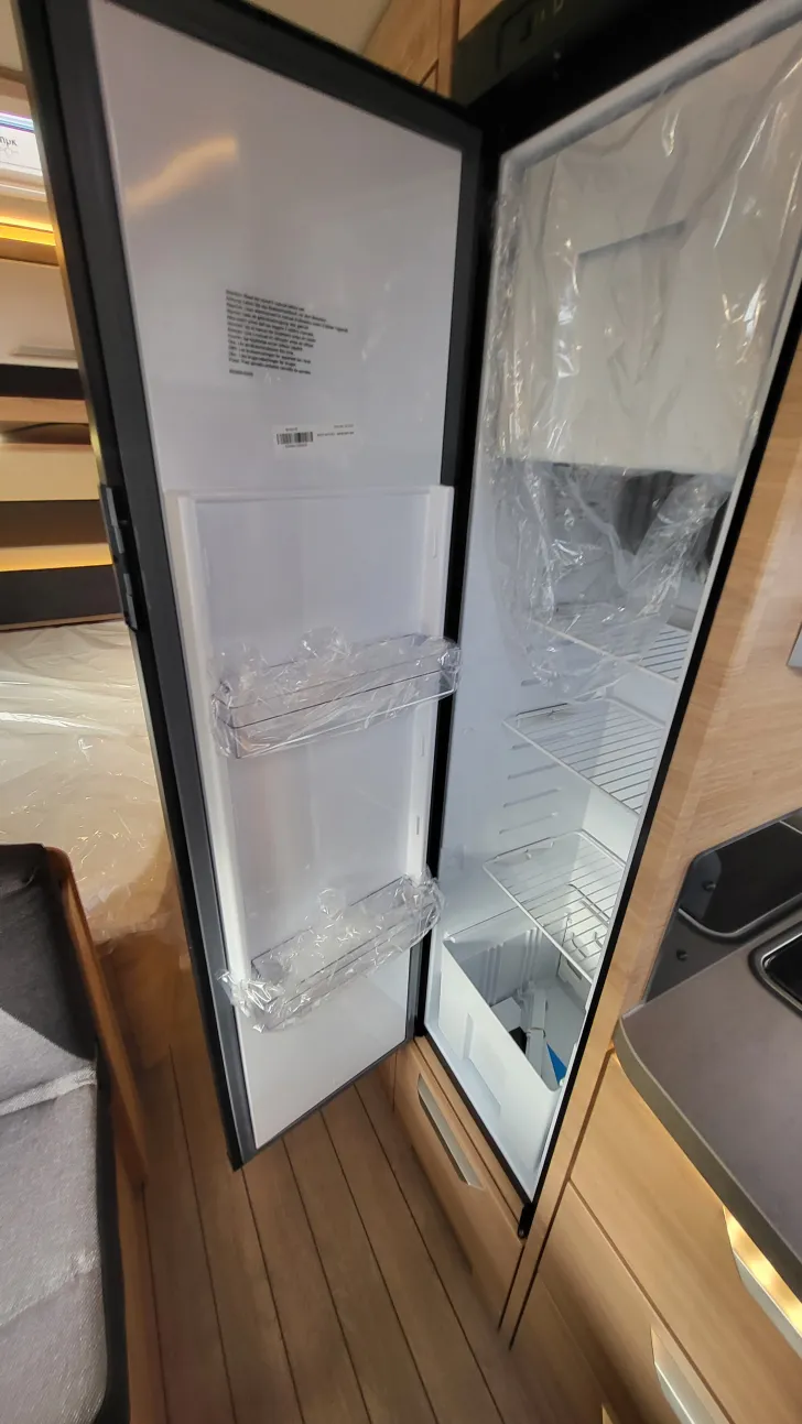 Fahrzeugbild Knaus Südwind 540 FDK Black Selection Garagentür rechts, Active Rock #17