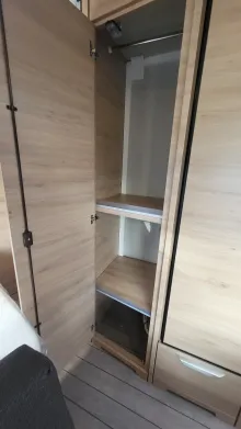 Fahrzeugbild Knaus Südwind 540 FDK Black Selection Garagentür rechts, Active Rock #21