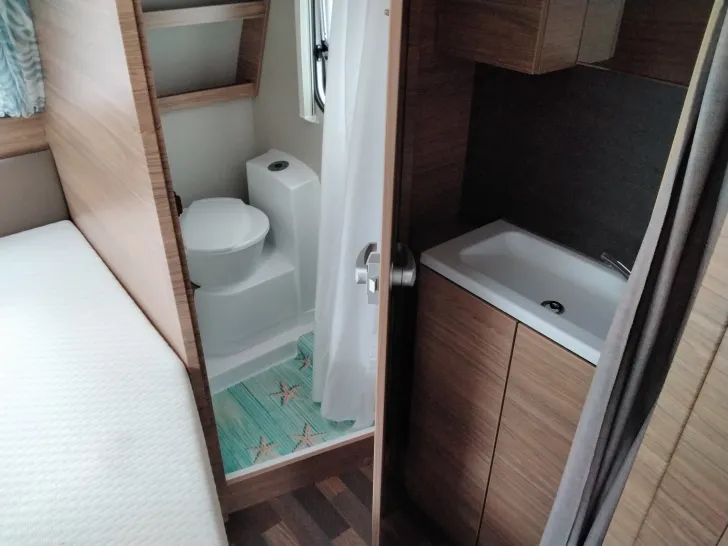 Fahrzeugbild Weinsberg CaraOne 450 FU "mit vielen Extras"! #15