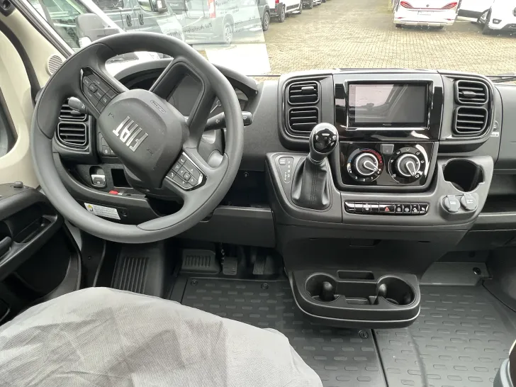 Fahrzeugbild Weinsberg CaraCompact 600 MEG EDITION [PEPPER] #4