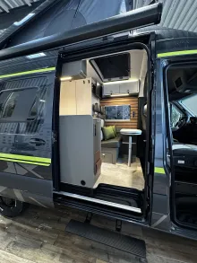 Fahrzeugbild Hymer Grand Canyon S CrossOver 600 SALE sparen 8.000 #9