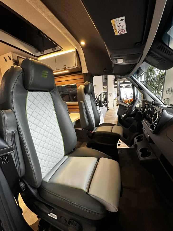 Fahrzeugbild Hymer Grand Canyon S CrossOver 600 SALE sparen 8.000 #12