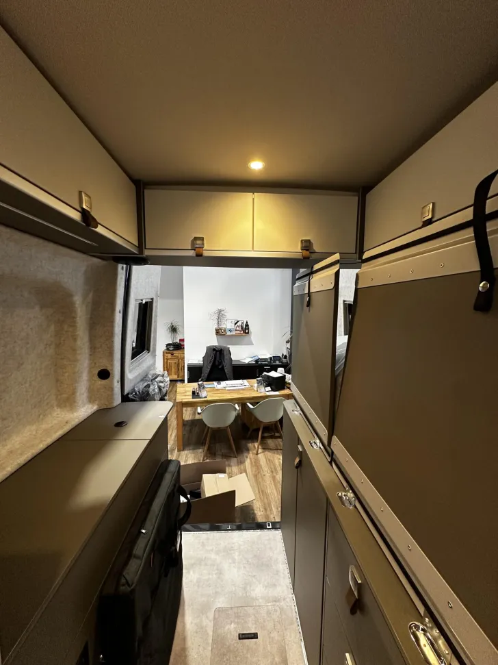 Fahrzeugbild Hymer Grand Canyon S CrossOver 600 SALE sparen 8.000 #18