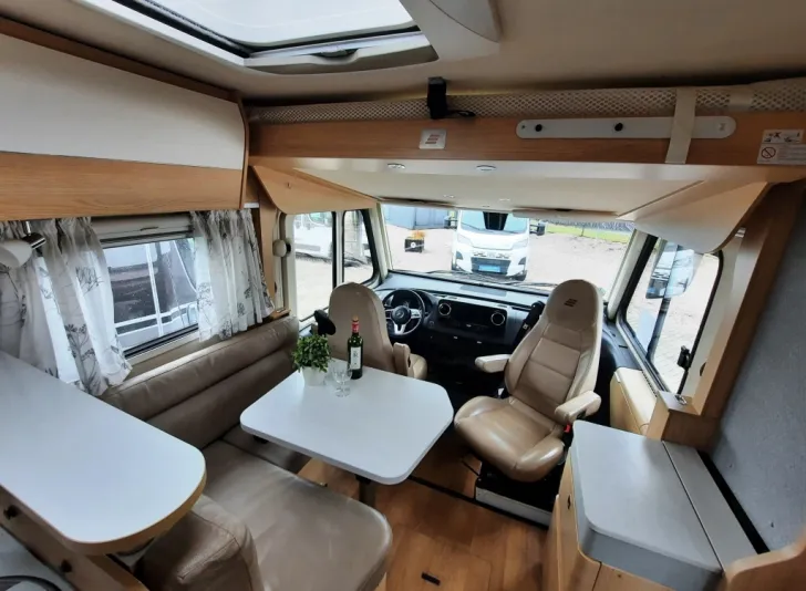 Fahrzeugbild Hymer B-Klasse 680 Lithium/Solar/Gastank/1.Hand #9