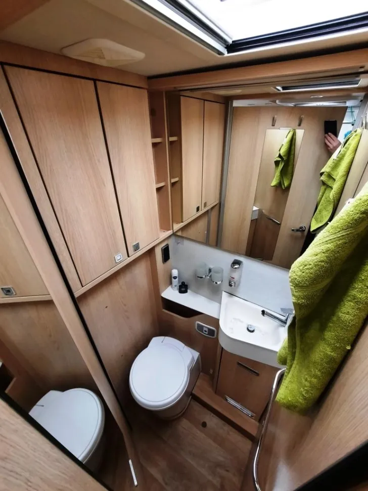 Fahrzeugbild Hymer B-Klasse 680 Lithium/Solar/Gastank/1.Hand #17