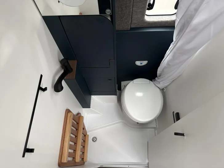 Fahrzeugbild Hymer Eriba Car 600 NaviRFK|LEDSW|160AhLit|235erReifen #12