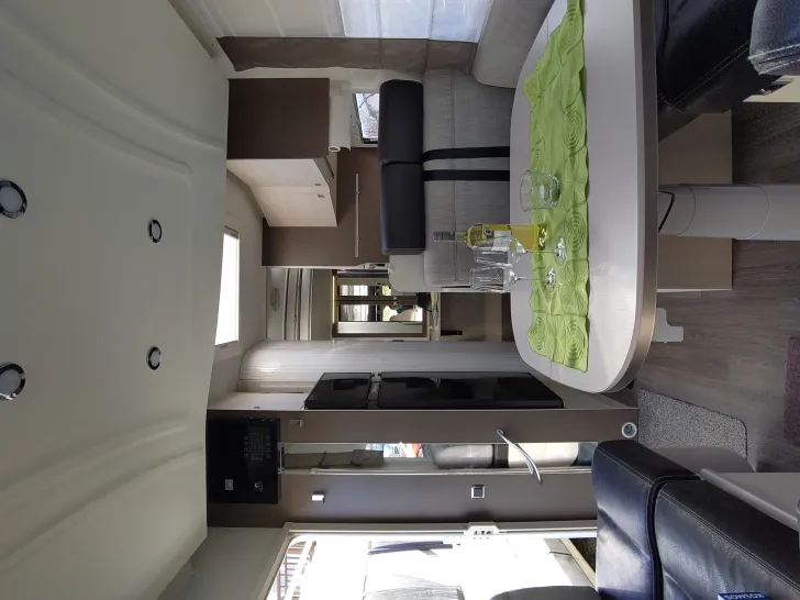 Fahrzeugbild Chausson Flash 716 gut gepflegtes Raumw #3