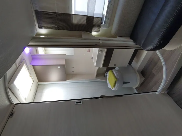 Fahrzeugbild Chausson Flash 716 gut gepflegtes Raumw #9