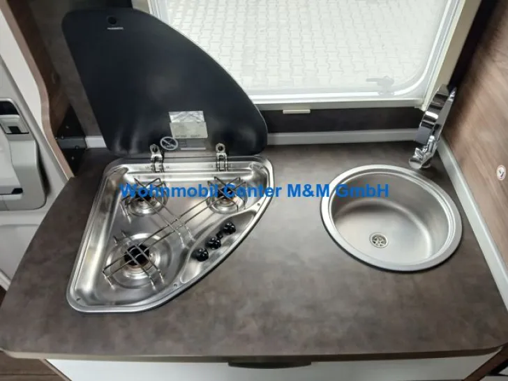 Fahrzeugbild Knaus Live Traveller 650 DG Deluxe Navi #5