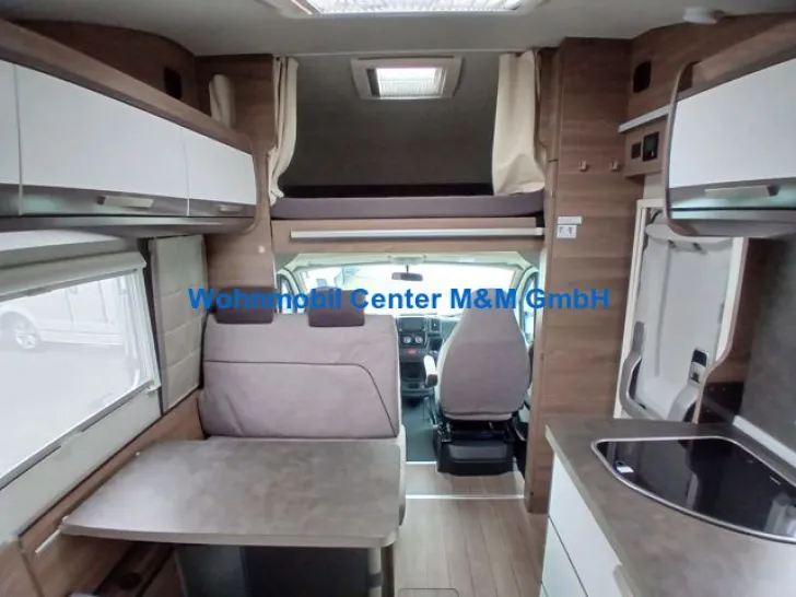 Fahrzeugbild Knaus Live Traveller 650 DG Deluxe Navi #6