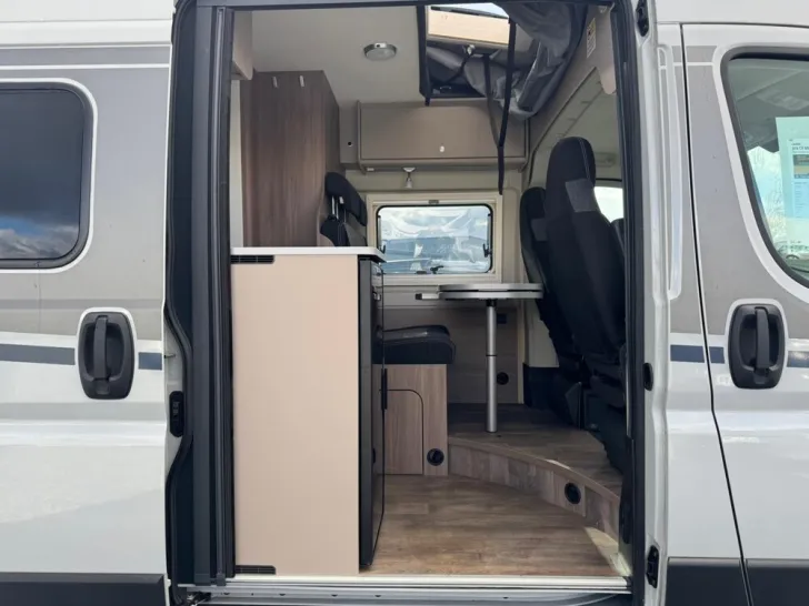 Fahrzeugbild Carado pro CV 600 #12