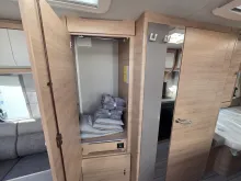 Fahrzeugbild Knaus Südwind 500 EU 60 Years Markise - Dusche #16