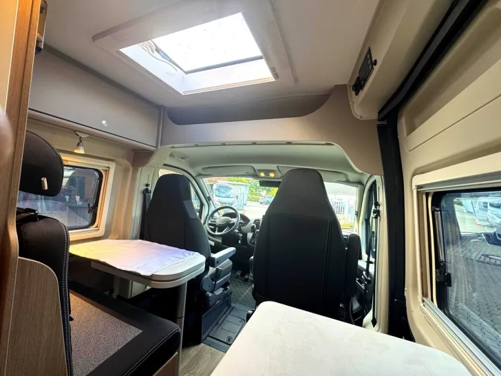 Fahrzeugbild Carado pro CV 602 DigitalPaket|AHK|Fahrradträger #8