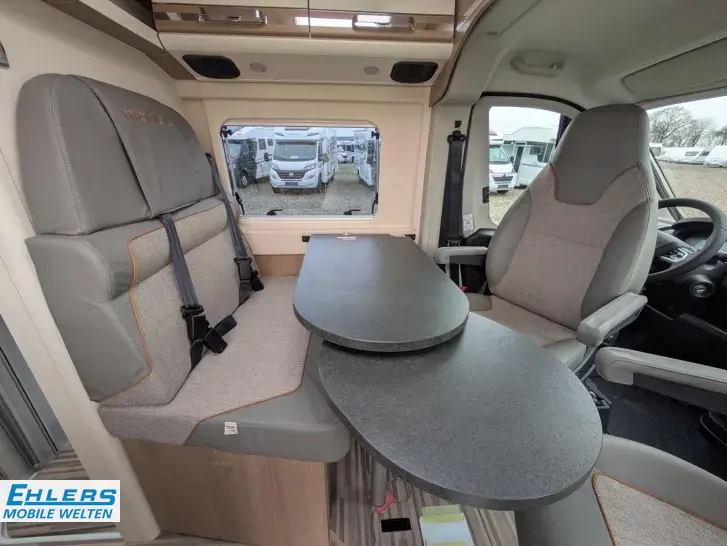 Fahrzeugbild Malibu Van compact 540 DB 140PS/Autom/Fahrassistenz-Paket/Lederausstattung #10