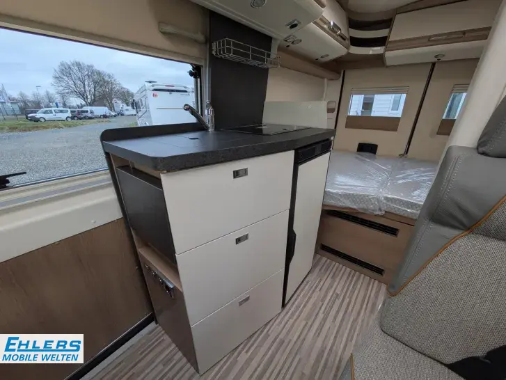 Fahrzeugbild Malibu Van compact 540 DB 140PS/Autom/Fahrassistenz-Paket/Lederausstattung #11