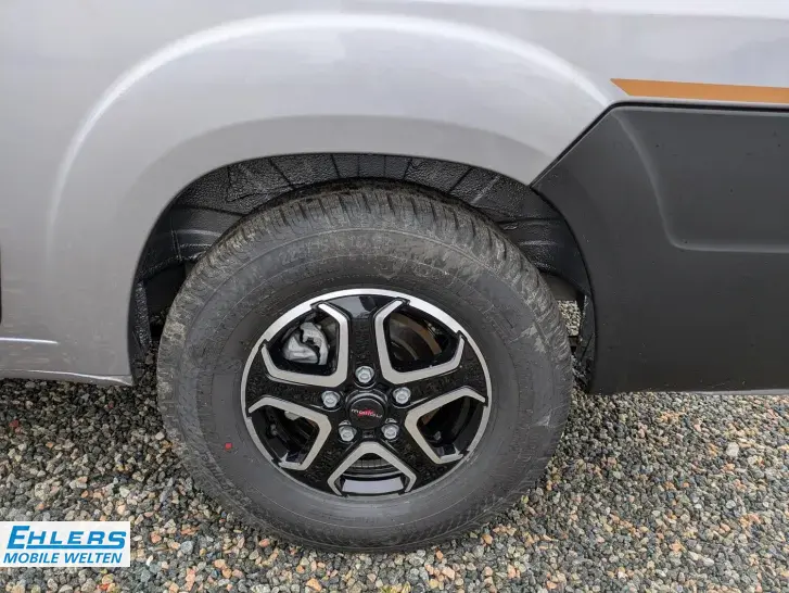 Fahrzeugbild Malibu Van compact 540 DB 140PS/Autom/Fahrassistenz-Paket/Lederausstattung #25