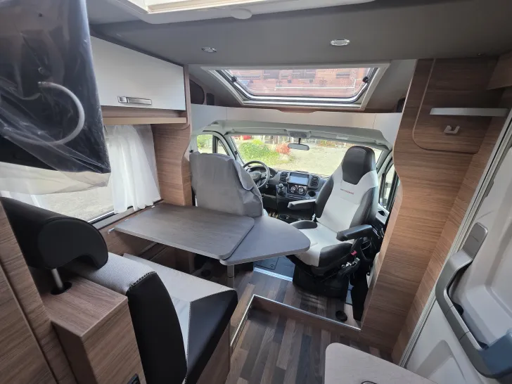 Fahrzeugbild Weinsberg CaraCompact 600 MEG EDITION [PEPPER] Modell 2026 #14
