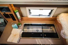 Fahrzeugbild Weinsberg X-CURSION CUV 500 MQ EDITION [PEPPER] Easy-Move-Bett | 3.500 KG #8